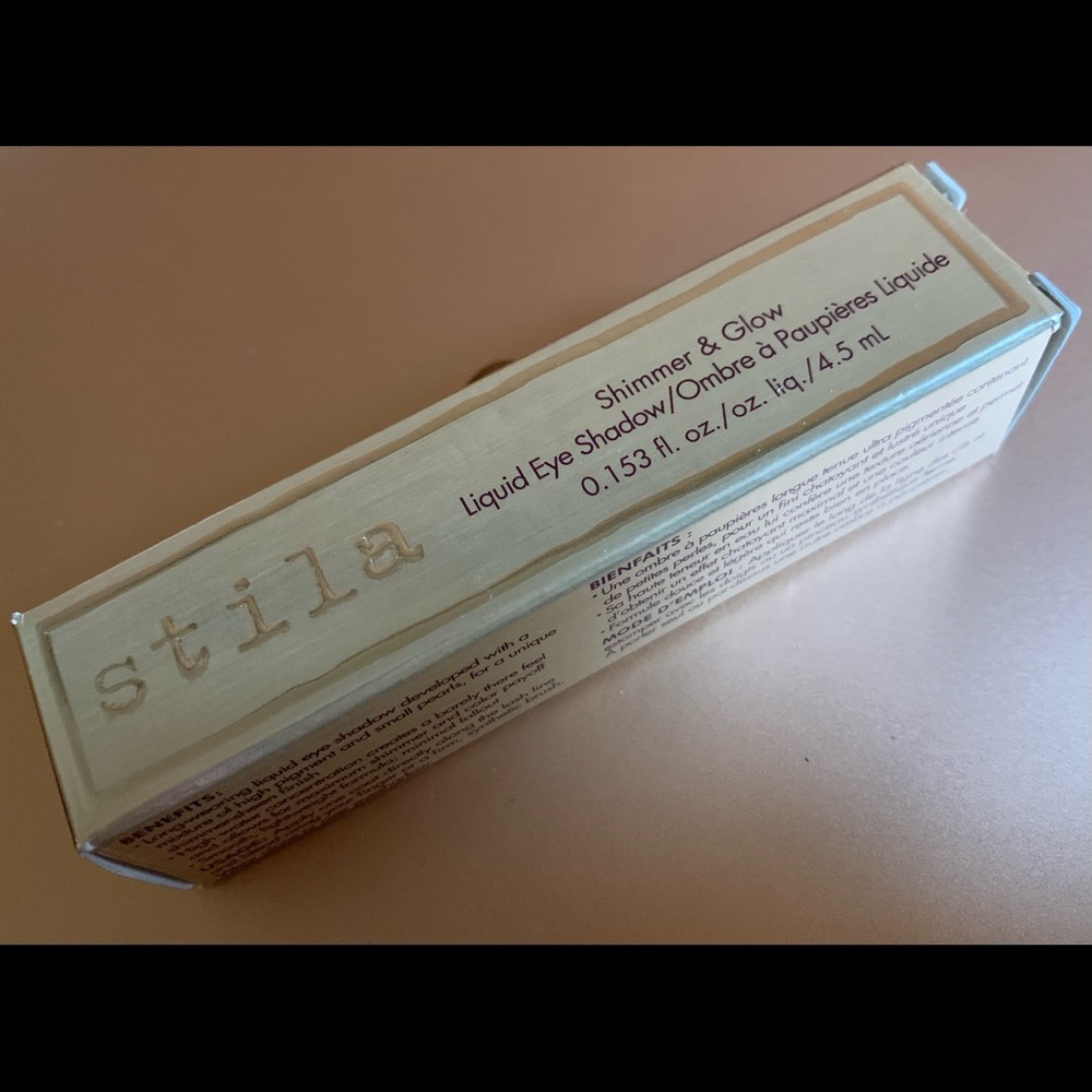 Stila Shimmer and Glow liquid eye shadow in Twig - Picture 2 of 4